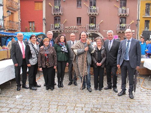 Més de 8.000 persones acaben les existències de girella al Pont