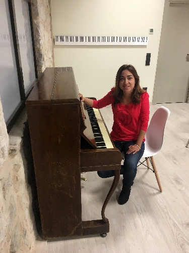 Una compositora i pianista de Fraga estrena una obra a Tòquio