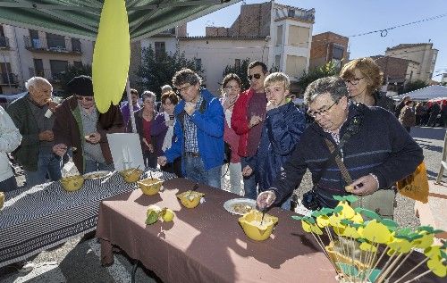 Tremp exhibeix la tradició del codony, que triomfa en vendes