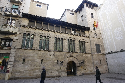 La Crida retira l’estelada de la Paeria, però adverteix que tornarà a penjar-la