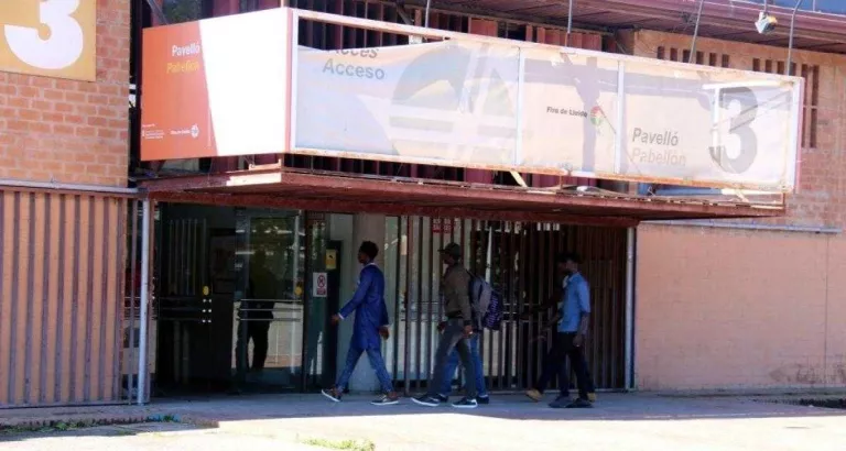Denuncien la "privatització" de l'atenció a temporers a Lleida