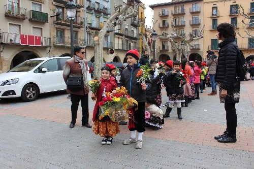 Balaguer ret homenatge al Sant Crist