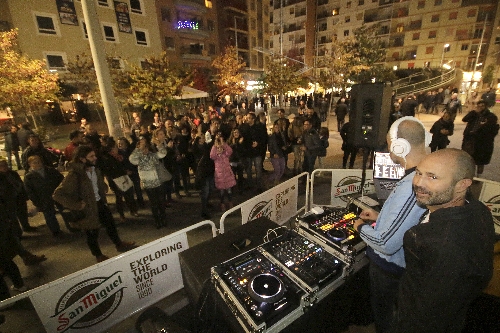 De compres a ritme de DJ