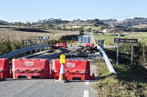 Reconstrueixen un pont a Ribera d’Ondara