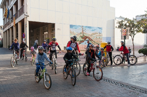 Zumba i bicicleta per disfrutar de l’esport a Torrefarrera