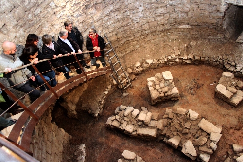 Visita guiada al Pou de Gel de Tàrrega, del segle XVII