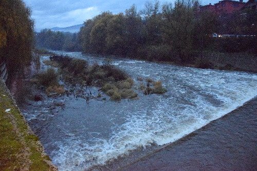 La pluja multiplica el cabal dels rius i activa l’alerta
