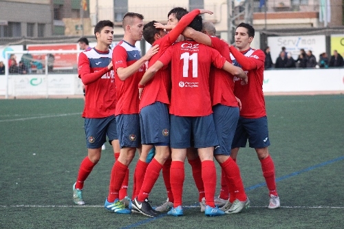 El Balaguer assalta el liderat
