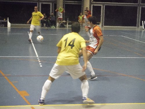 El Linyola arranca un empat en la visita al Sant Sadurní (2-2)