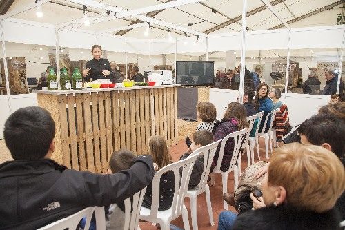 El mercat de productes de proximitat de Preixana rep cinc mil visitants