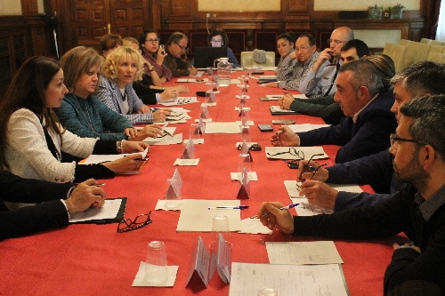 Inspecció aixeca quinze actes en la campanya de la fruita