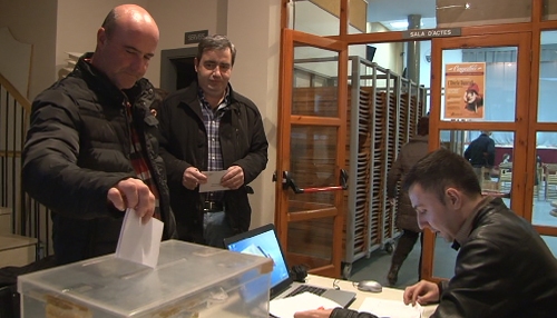 Els veïns de Sunyer escullen modificar el Poum en una consulta vinculant