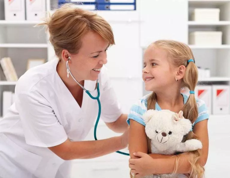 Quins són els símptomes i quin tractament s'aplica en la bronquiolitis?