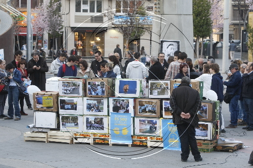 La marea blanca demana no votar a partits favorables al consorci sanitari