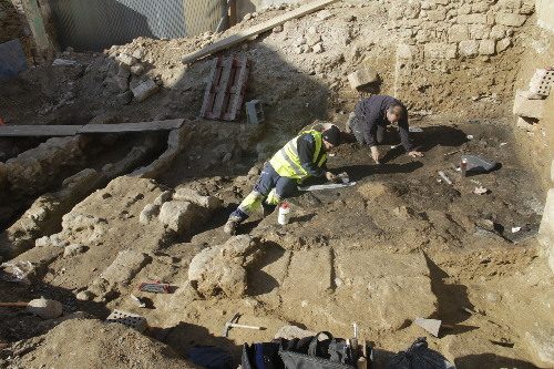 Segueixen les excavacions arqueològiques a l’antic barri jueu