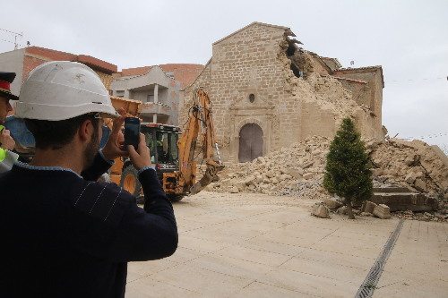 Mitja dotzena d’esglésies a l’espera d’obres un any després de caure la torre de Rosselló