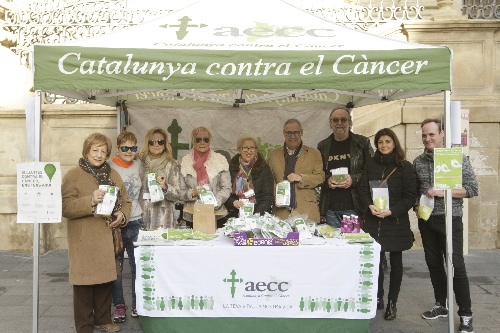 Taules informatives en el Dia Mundial contra el Càncer