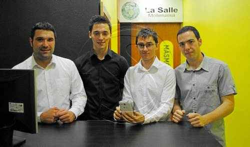 Premien dos empreses amb un estand a la Fira de Sant Josep