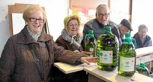 La Fira de l'Oli i la Pedra de Vinaixa atrau mil visitants malgrat la pluja
