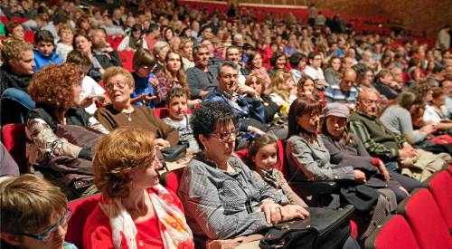 'La Passió', enterament en català