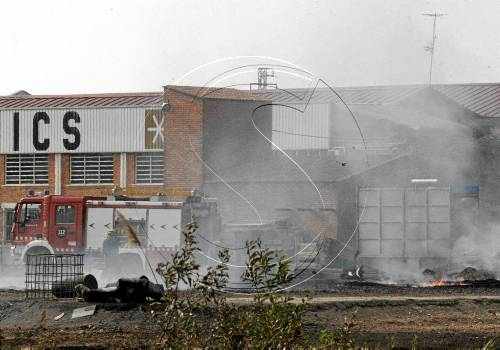 Investiguen les causes del foc de 20.000 palots a Torrefarrera