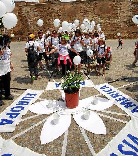 Massiva Marxa per la Pau a la Seu Vella