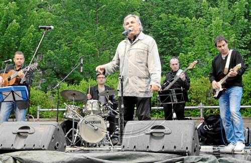 Un concert de rumba i garrotín tanca la XVIII Setmana Cultural