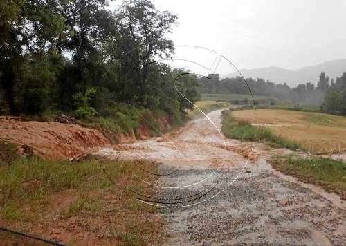 El temporal d'aigua i pedra fueteja pobles de les Garrigues i la Noguera