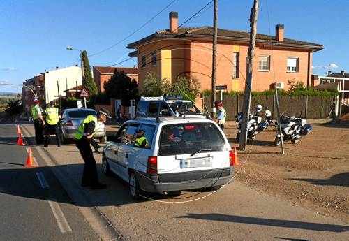Controls conjunts dels Mossos i la Policia Local a Alcarràs