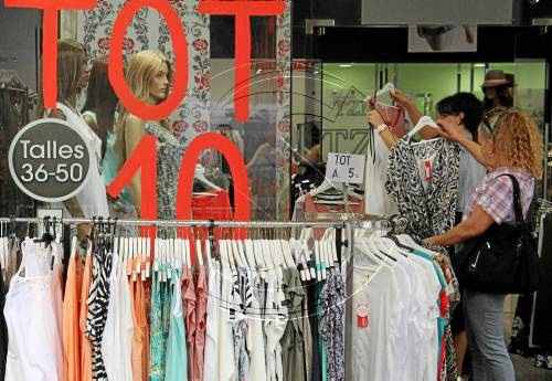 Tanca el Mercat de les Rebaixes amb bona afluència de públic