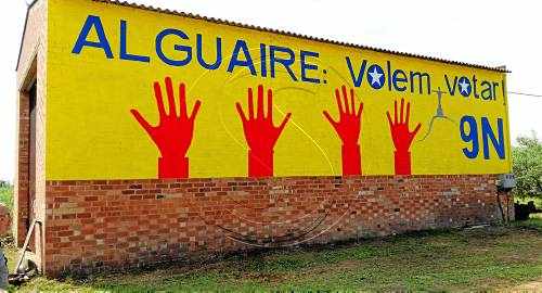 L'ANC d'Alguaire pinta un mural per la consulta