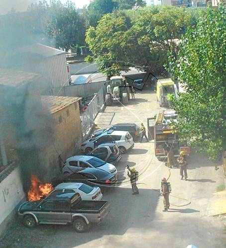Incendis en dos automòbils a Mollerussa i Almacelles