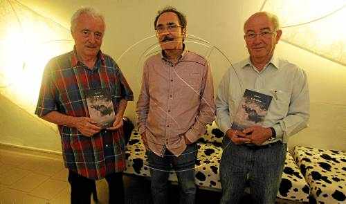 Jaume Pont publica la primera antologia d'autor, 'L'altra llum'