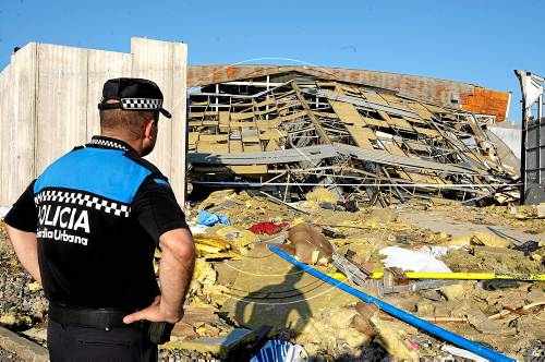 La Paeria ordena demolir l'edifici de la Wonder en 72 hores davant de la seua ruïna imminent