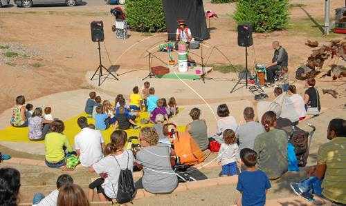Festidamon, el primer festival d'arts escèniques de Sidamon, atreu els nens