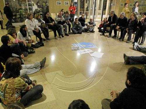 Tancada contra l'ens sanitari i petició de consulta a la UdL