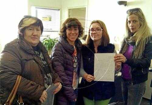 Firmes contra la zona blava al centre de Mollerussa
