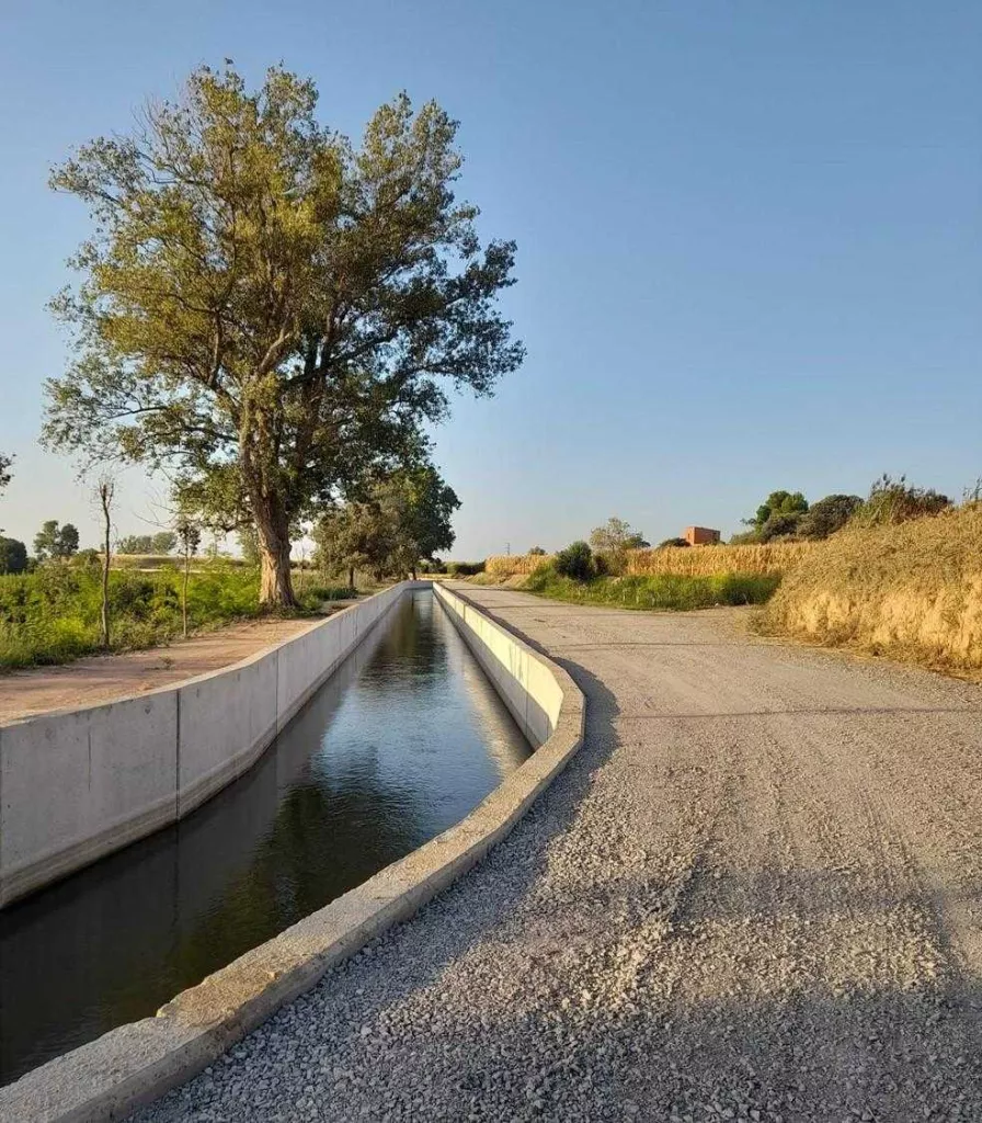 Els Regants dels Canals d'Urgell mostren com seran aquests un cop feta la modernització