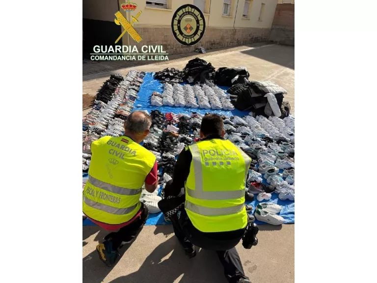 Confisquen més de 1.600 productes falsificats a Balaguer durant la festa major