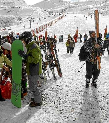 Fins a un metre més de neu sobre les pistes de Lleida