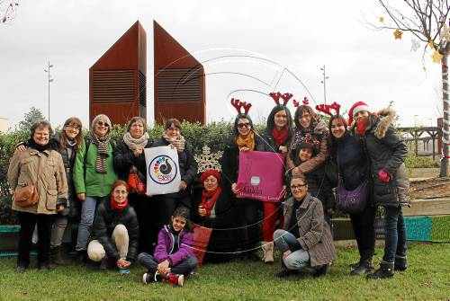 La Guerrilla del Gilda posa el toc nadalenc a l'Arnau de Vilanova