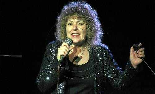 Big Mama homenatja les primeres dones del blues
