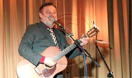 El televisiu Pablo Carbonell oferirà un recital a la Sala Manolita de Lleida