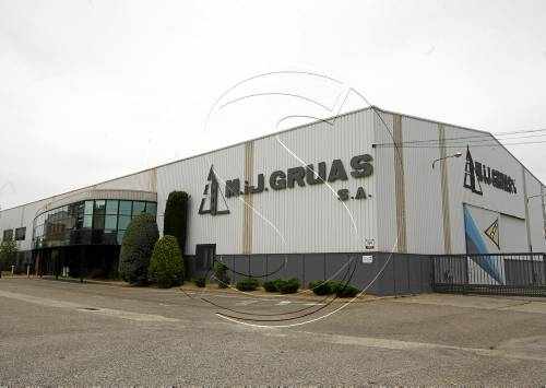 El jutge desestima la petició de concurs de M y J Grúas d'Alguaire