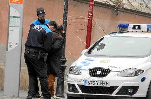 Detingut per tocaments a una menor al Barri Antic