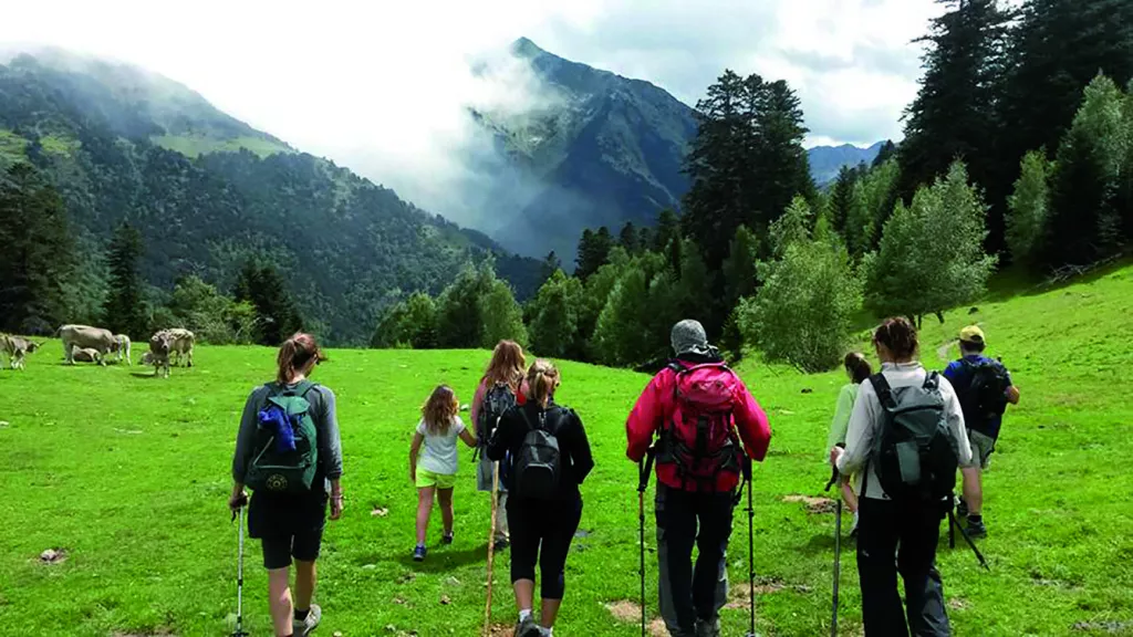 ⏯️ Turista post-covid: visitant local, amb menys despesa i amb preferència per l'àmbit rural
