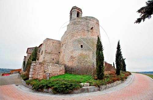 Cessió de l'església de Montfalcó a les Oluges per restaurar-la