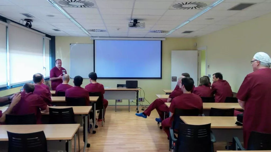 Presitigosos professionals de l’endoscòpia escullen el CREBA de l’IRBLleida per impartir un curs de resecció endoscòpica