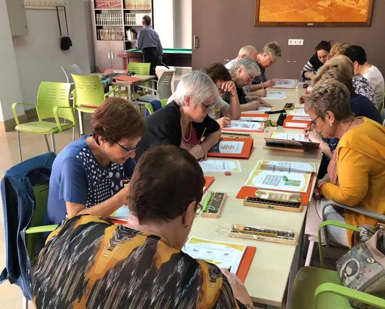 Taller de Memòria a Torrefarrera amb una dotzena de participants