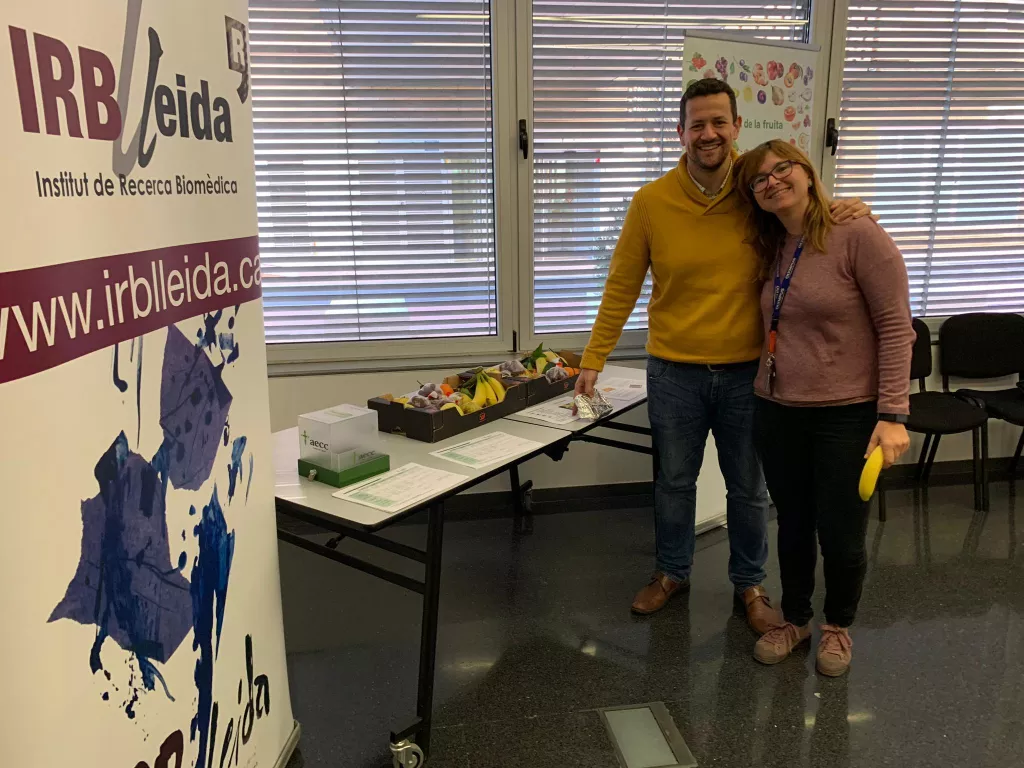 L’IRBLleida acull un programa pilot de l’AECC Lleida per promocionar el consum de fruita en l’àmbit laboral